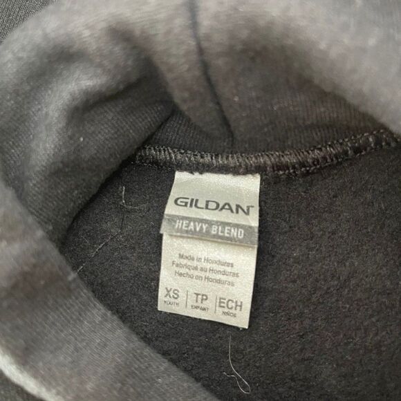 Gildan Boy Kids Pullover Black Jacket Hoodie Sweatshirt XS - Youth (4-5) - Picture 2 of 9